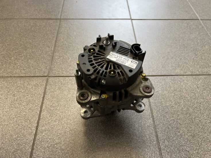 Ģenerators priekš VW GOLF 5 2006