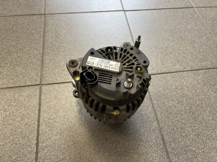 Ģenerators priekš VW GOLF 5 2006