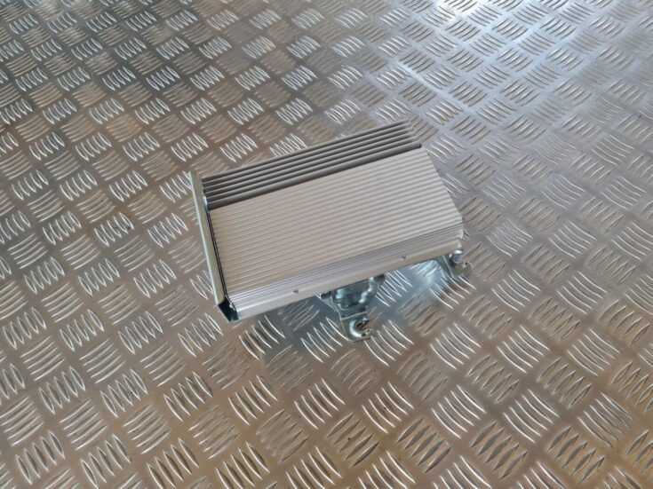 Audio pastiprinātāja bloks priekš DODGE JOURNEY 2010