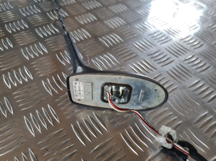 Jumta antena priekš DODGE JOURNEY 2010