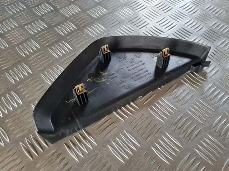 Mērinstrumentu paneļa sānu apdare priekš DODGE JOURNEY 2010