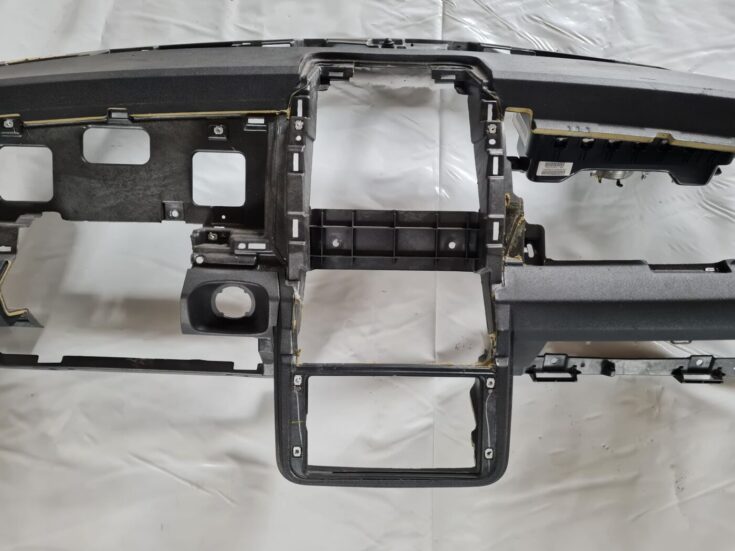 Mērinstrumentu panelis priekš DODGE JOURNEY 2010