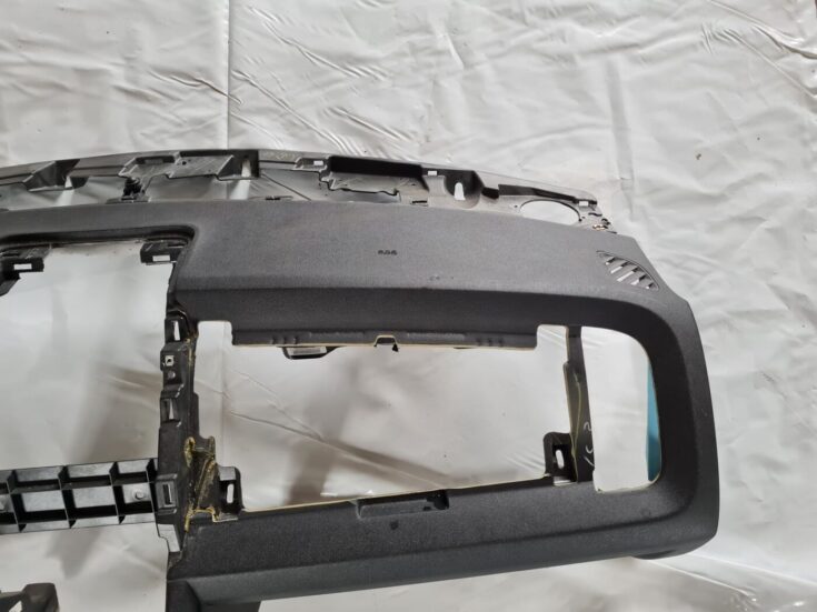 Mērinstrumentu panelis priekš DODGE JOURNEY 2010