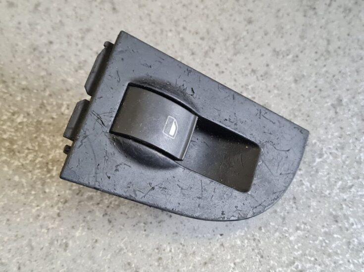 Stikla pacelšanas poga priekš AUDI A6 1998