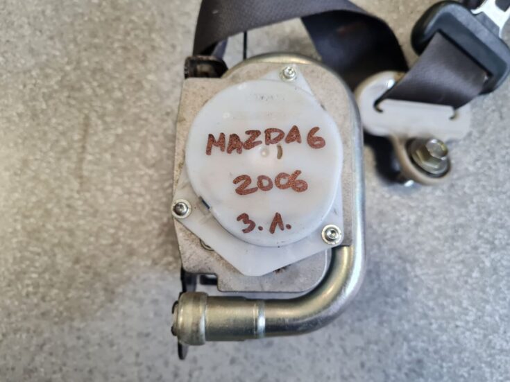 Aizmugurējā kreisa drošības josta priekš MAZDA 6 2006