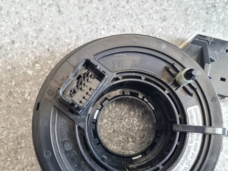 Drošības spilvena slīdgredzens priekš VW GOLF 5 2006