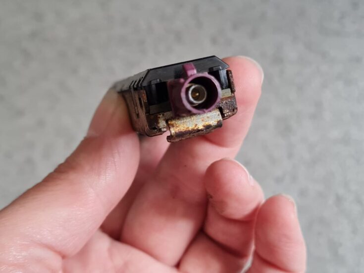 Antenas pastiprinātāja bloks priekš VW GOLF VARIANT 2012