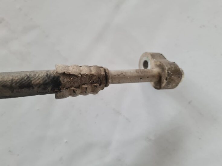 Gaisa kondicioniera galvenā caurule priekš VW PASSAT 2004 UNIVERSAL GREY