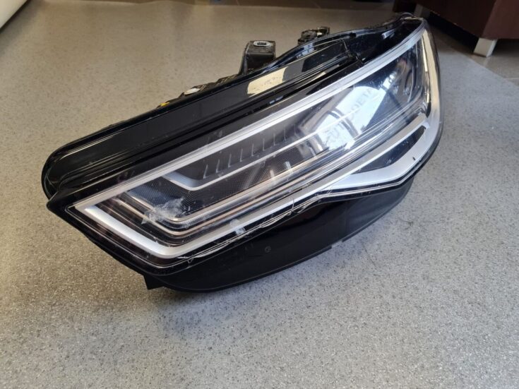 Priekšējais kreisais lukturis priekš AUDI A6 2012-2017