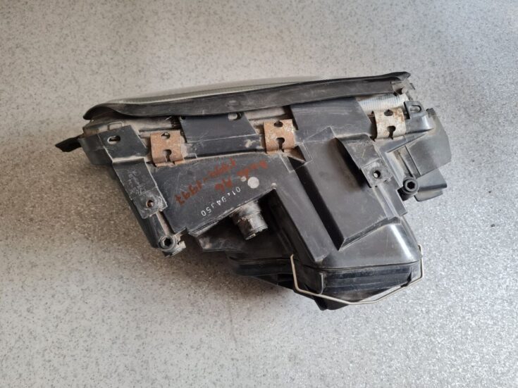 Priekšējais labais lukturis priekš AUDI A6 1994-1997